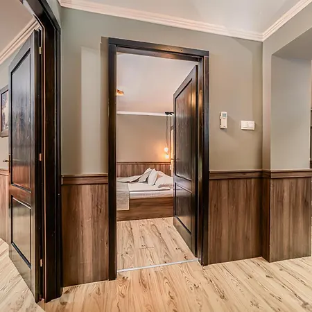 Hotel Komlo 4*