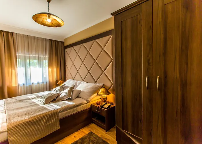 Hotel Komlo 4*